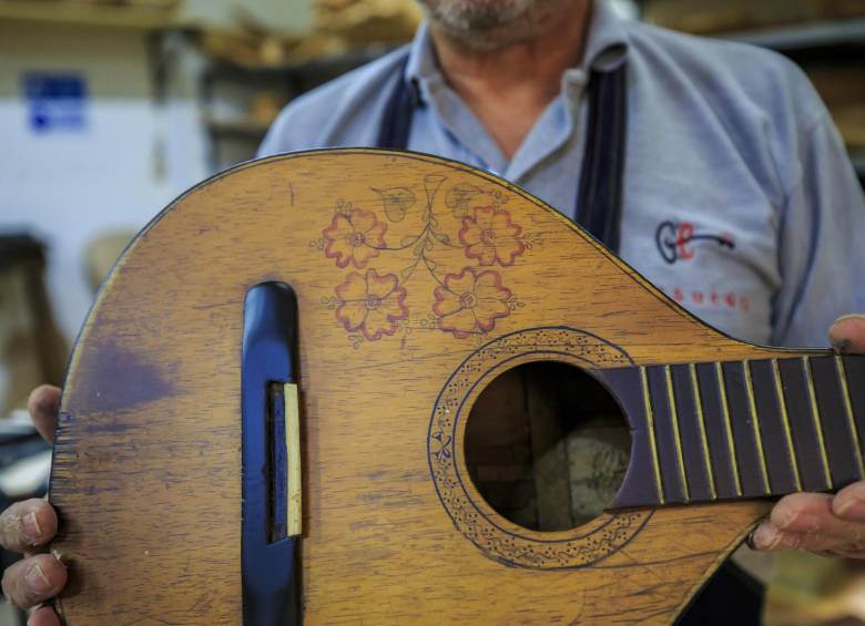 Ensueño: la fábrica de guitarras que suena hace 164 años en Marinilla