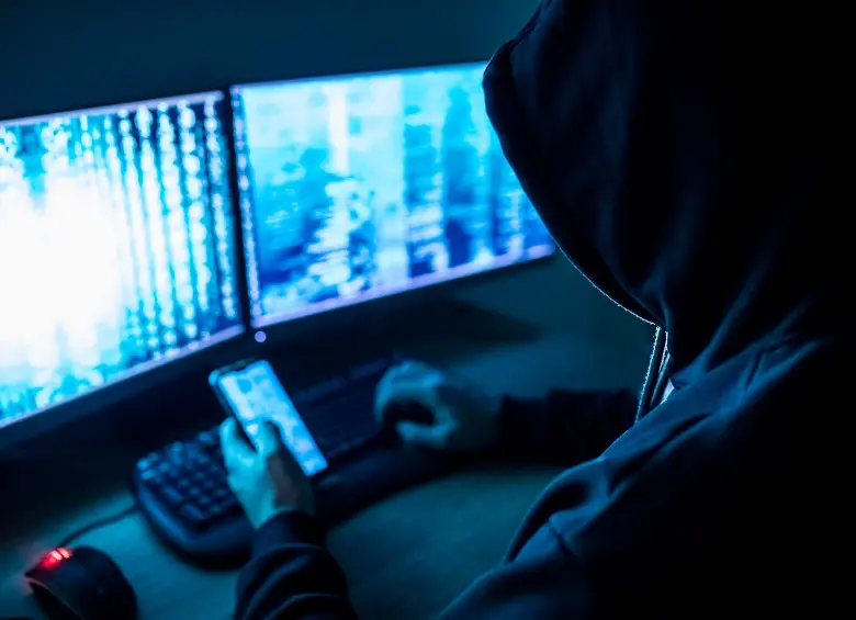 La Superintendencia Financiera lanzó una plataforma educativa para ayudar a los colombianos a identificar y prevenir fraudes financieros. FOTO GETTY.