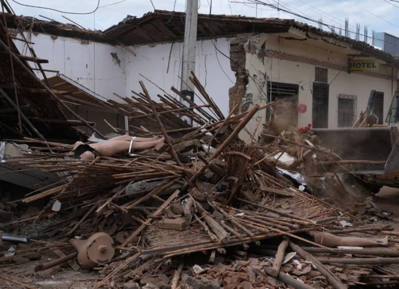 Algunas de las viviendas y locales destruidos en Chocó. FOTO: Gobernación del Chocó
