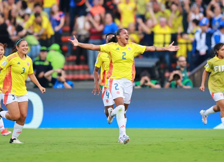 Mary José Álvarez es la numero 2 de Colombia y anotó el gol de la ventaja para la Selección Colombia ante México. FOTO: Tomada de X @FIFAWWC