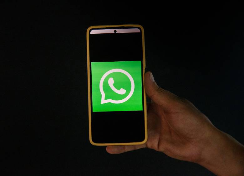 El acceso directo a la cámara de WhatsApp es una función poco conocida para capturar y enviar imágenes de manera rápida. FOTO Andrés Camilo Suárez Echeverry