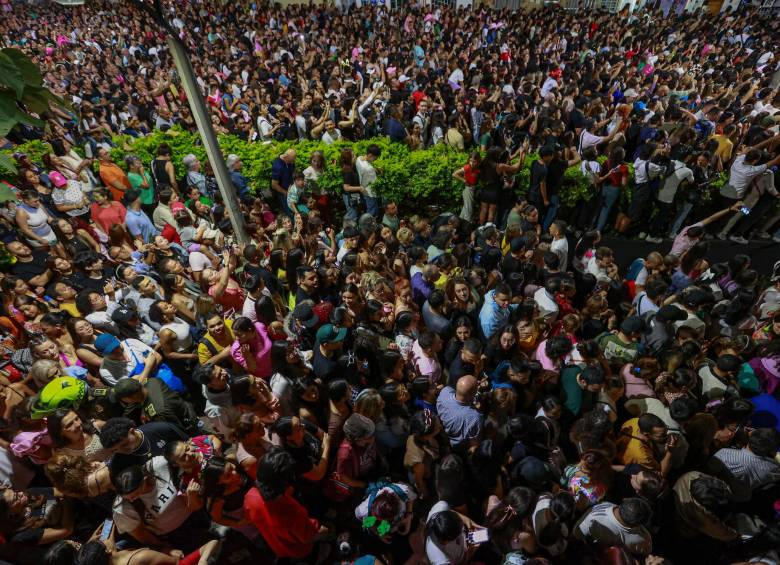 Así lucieron varios de los barrios de Medellín con las fiestas del 24 y 25 de diciembre. FOTO Corrtesía