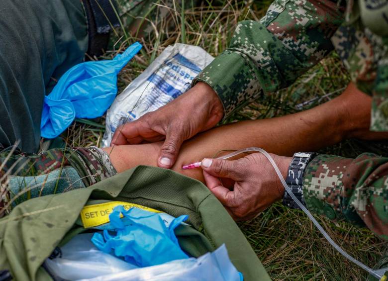 El soldado fallecido alcanzó a recibir primeros auxilios pero murió de camino al hospital. FOTO: ARCHIVO EL COLOMBIANO