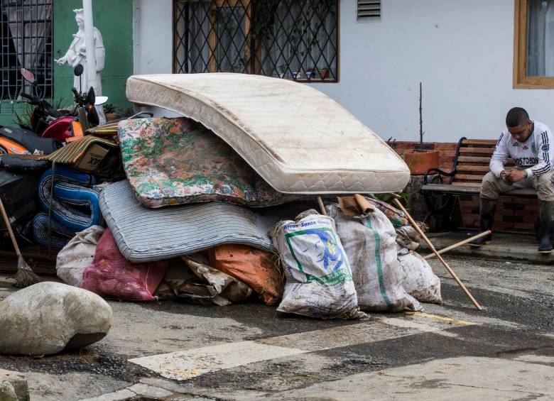 También se reportaron inundaciones en los sectores de Potrerito, Argos y La Gabriela. Foto Julio Herrera