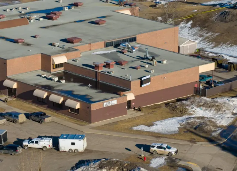 La escuela de Tumbler Ridge, pueblo de 2.300 habitantes al pie de las Montañas Rocosas, en la provincia de Columbia Británica. FOTO: AFP
