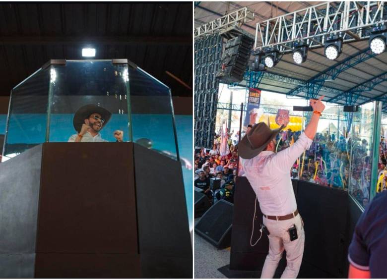 Este es el escudo de vidrio que Abelardo de la Espriella empezó a usar en sus eventos de campaña. Su primera aparición con él fue en Villavicencio. FOTOS: Tomadas de X @santiuribedel10