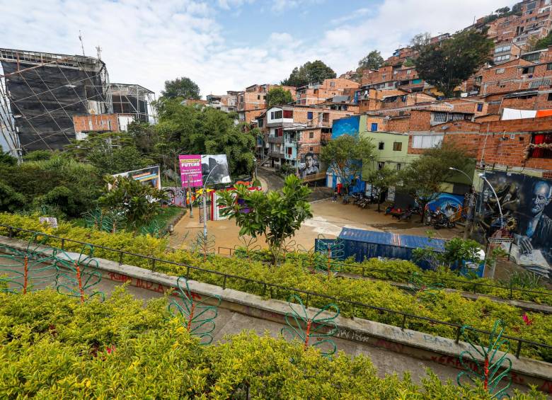 Según informó la Alcaldía de Medellín el contrato para la reconstrucción ya fue adjudicado y tendrá una duración de 14 meses. Foto Manuel Saldarriaga Quintero.