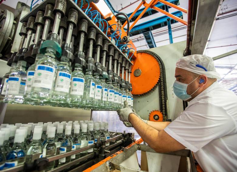  La demanda que enfrenta la FLA desde 2020 podría afectar la distribución de sus productos en el extranjero, dijo la empresa. FOTO: CARLOS ALBERTO VELÁSQUEZ