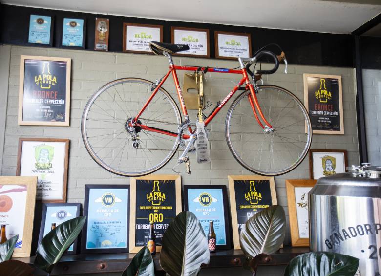 Torrealta: la cervecería artesanal que nació en El Retiro y está inspirada en el ciclismo y los monjes