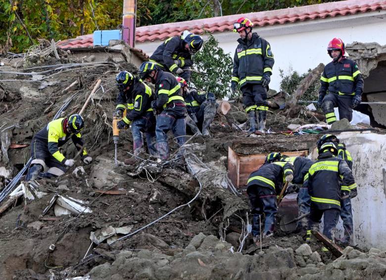 Grave emergencia por deslizamiento de tierra en la isla de Ischia, en Italia