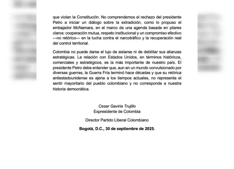El expresidente César Gaviria criticó en un documento de tres páginas la política de relaciones exteriores de la administración Petro. FOTO: Cortesía Partido Liberal