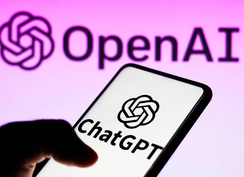 OpenAI se declara en “código rojo” y priorizará mejorar ChatGPT para frenar la presión de sus competidores como Google. Foto Cortesía.