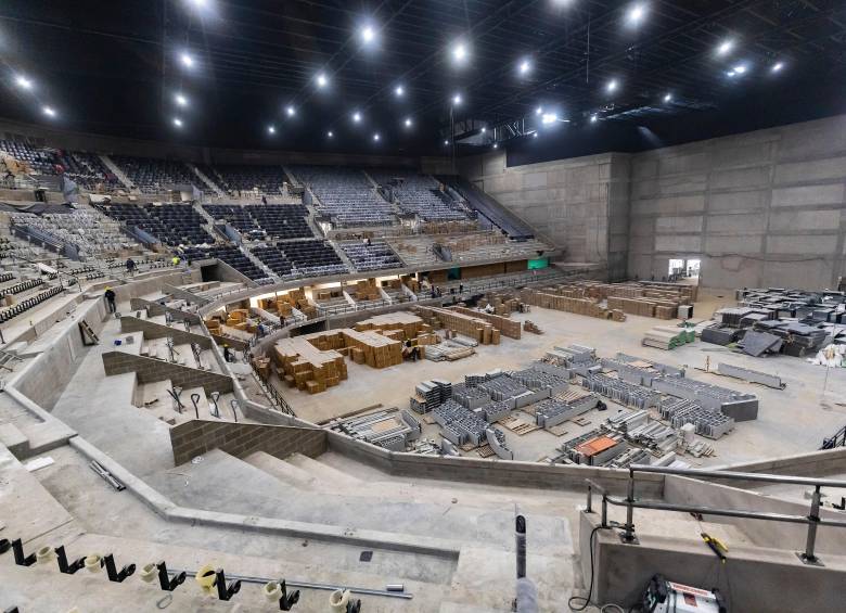 Platea será la ubicación de abajo y arriba están las secciones VIP con las suites y el tercer piso. Desde cada lugar se verá bien el escenario. FOTO Camilo Suárez