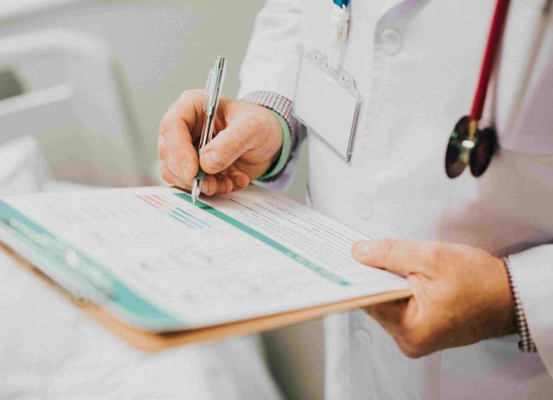 Todo trabajador tiene derecho a asistir a citas médicas sin que estas sean descontadas de sus jornadas laborales. FOTO: Freepik. 