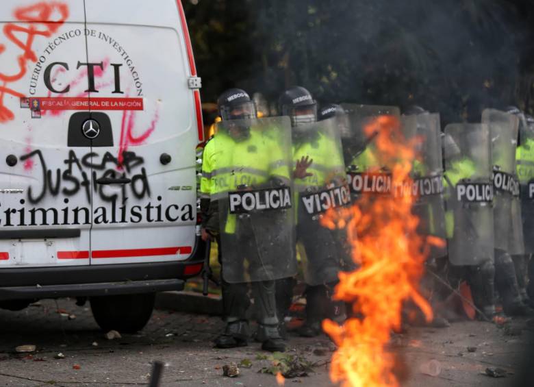 Decreto regula el uso de la Fuerza Pública en situaciones de violencia. Foto: Colprensa