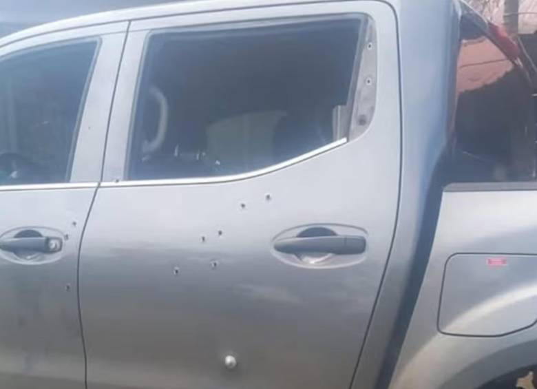 El ataque se produjo cuando los uniformados adelantaban acciones oficiales en campo e inteligencia contra las redes de milicias de las disidencias. FOTO: Cortesía redes sociales 