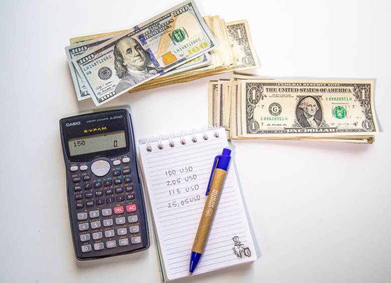 El dólar sigue por debajo de los 3.900 pesos. FOTO EL COLOMBIANO.