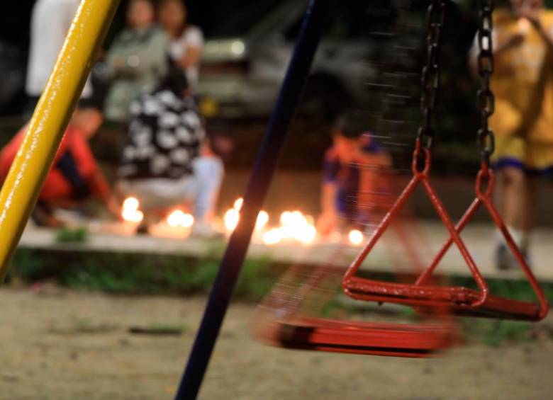 Las imágenes del conmovedor homenaje al niño Juan Manuel en el barrio Belalcázar 