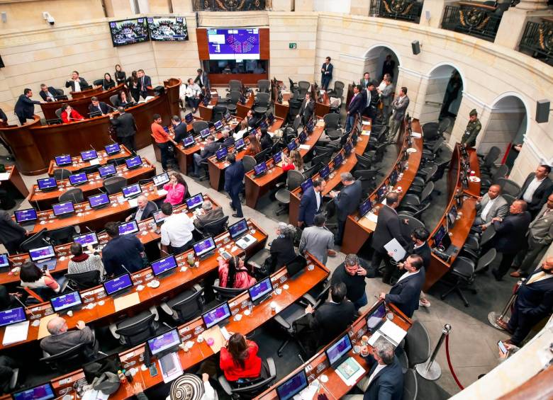 Las sesiones ordinarias del Congreso terminan el próximo 20 de junio, pero el Gobierno convocará a sesiones extras. La primera legislatura termina el 20 de julio de este 2023. FOTO: Colprensa