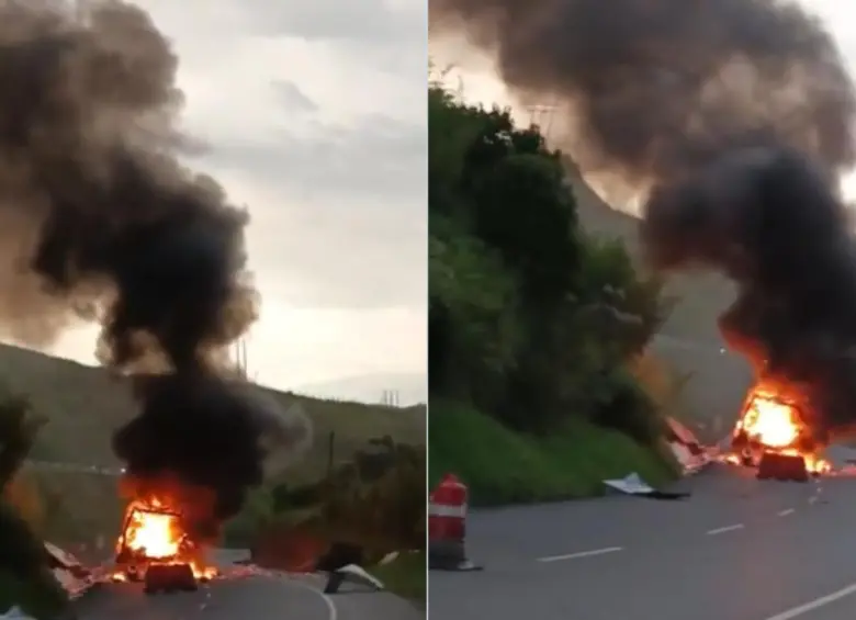 La explosión habría frenado el flujo de pasos en la vía. Foto: captura de video.