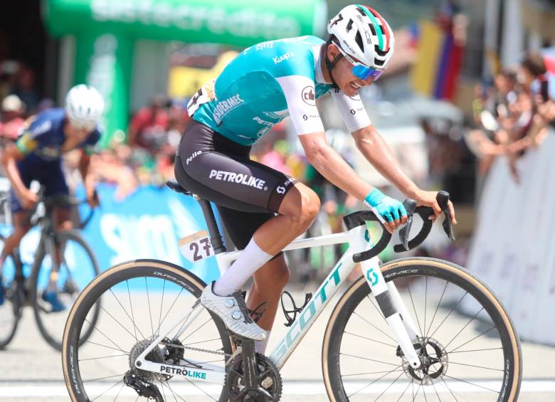 Cristian Rico, ganador en Apía. FOTO CORTESÍA FEDECICLISMO