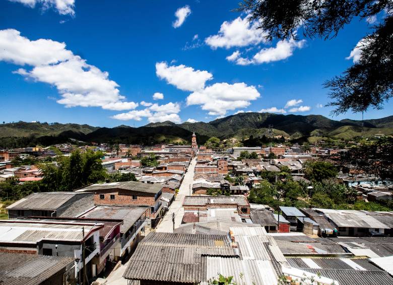 El Nordeste antioqueño ha sido escenario de graves hechos de violencia en los últimos meses. En la foto Anorí. FOTO: EL COLOMBIANO