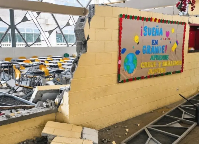 En Chocó la situación de los colegios destruidos por el terremoto es crítica. Hay zonas en la que la dificultad para conectarse de los menores les impide hacer escuela en casa. FOTO: Augusto Pinedo. Unicef