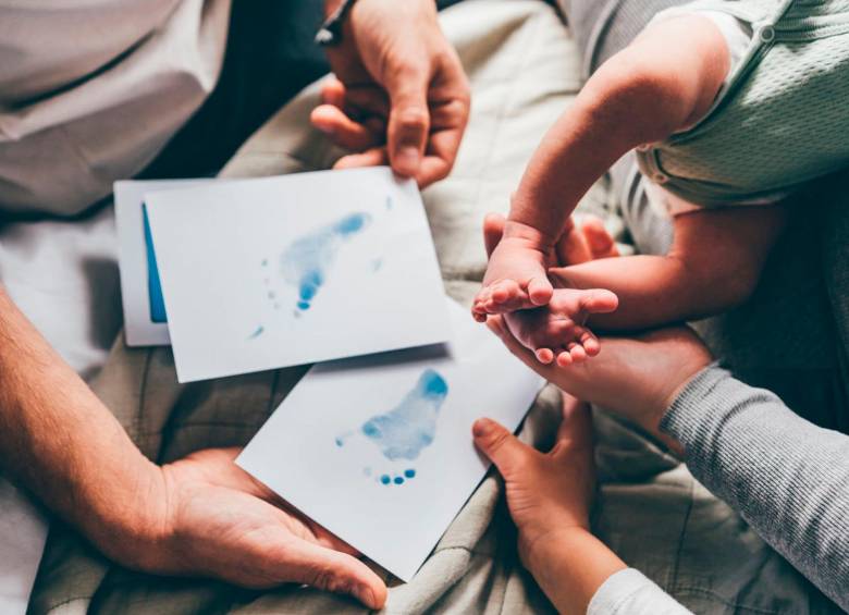 La disminución de nacimientos en Colombia refleja cambios económicos y sociales en las decisiones de las familias. FOTO: GETTY
