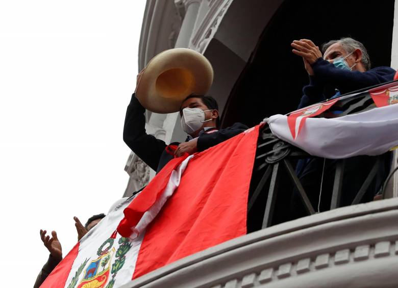 Se mantiene la expectativa en Perú por el resultados de los comicios presidenciales. FOTO EFE