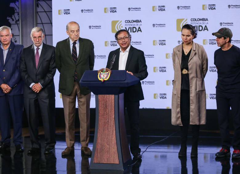 En la reunión también participaron el gobernador del Atlántico, Eduardo Verano, y el presidente del Comité Olímpico, Ciro Solano. FOTO COLPRENSA