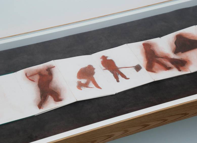 La exposición Bruma se ve en Fragmentos, en Bogotá. Foto: Colprensa.