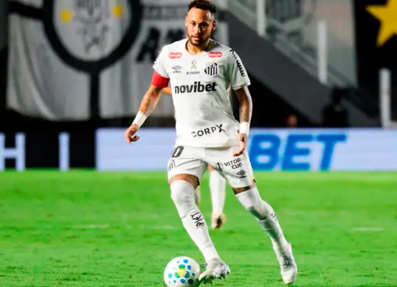El futbolista brasileño Neymar es la gran figura del Santos. El jugador ha manifestado su voluntad de ri al Mundial Norteamérica 2026. Foto: Getty