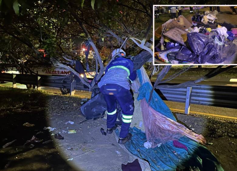 Algunos ed los elementos encontrados y desmontados en el corredor de la Avenida Regional. FOTO: Cortesía.