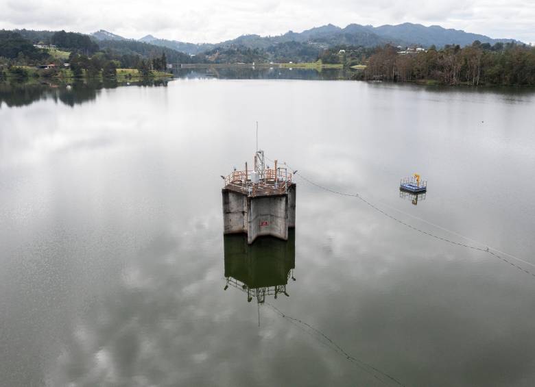 El nuevo marco tarifario de acueducto y alcantarillado afectará a 188 grandes prestadores y a más de 34 millones de usuarios en Colombia. FOTO EL COLOMBIANO