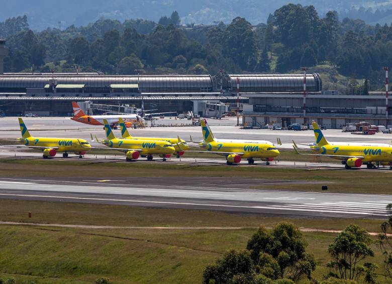 La Aerocivil exige que Viva siga operando bajo el esquema de low cost. FOTO: CARLOS VELÁSQUEZ
