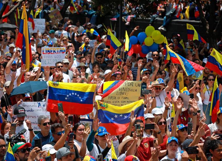 La líder opositora María Corina Machado hizo presencia en la “gran protesta mundial” por Venezuela que tuvo lugar ayer y a la que se sumaron personas de distintas ciudades del mundo. FOTO Getty