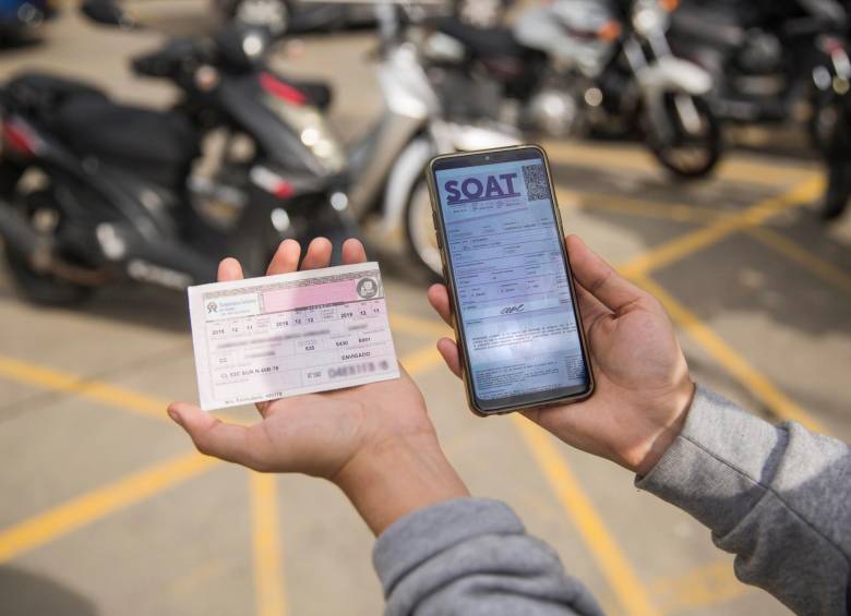 La recomendación de las aseguradoras es solicitar este documento directamente en las sedes de estas entidades para evitar ser víctimas de fraudes. FOTO carlos velásquez 