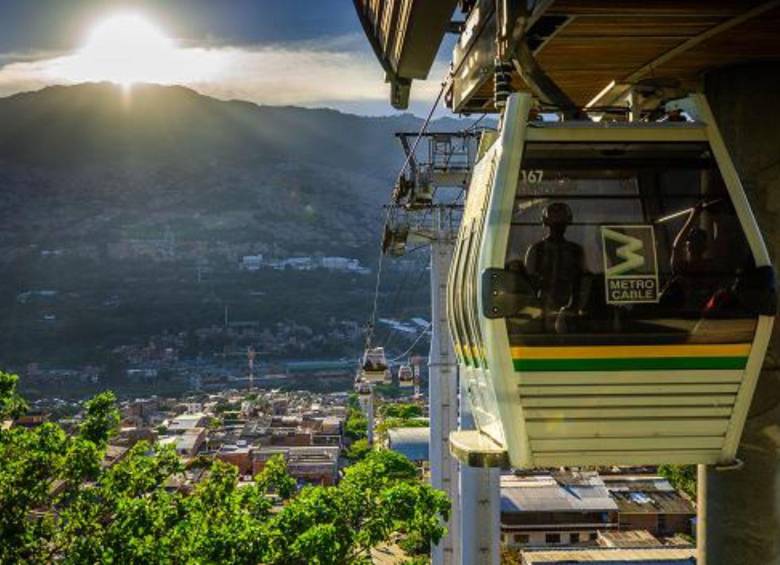 La Alcaldía de Medellín anunció que el Metrocable de Santo Domingo reanudará su servicio. FOTO: Metro de Medellín