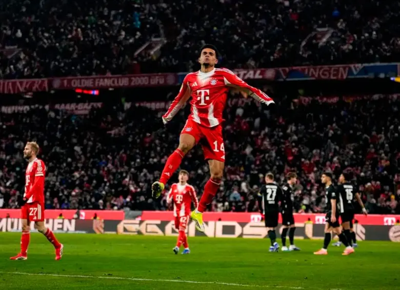 El futbolista colombiano Luis Díaz suma 14 goles y 10 asistencias en los 23 partidos que ha disputado con el Bayern Múnich. Foto: tomada del x de @LuisFDiaz19