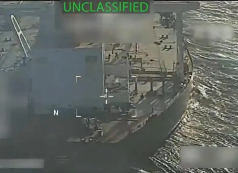 La operación llega después de que la semana pasada el ejército se incautara de otro barco sancionado por Washington. FOTO: Gobierno de Estados Unidos