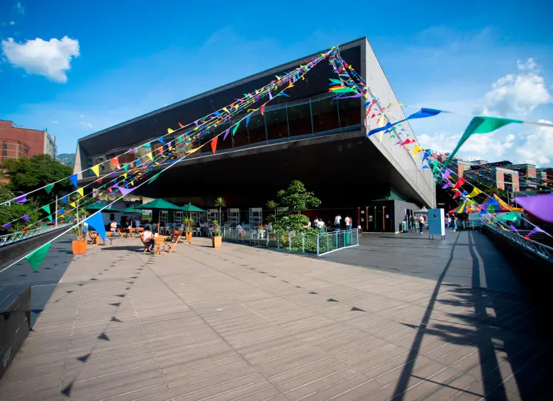 Las actividades culturales de la Feria del Libro de Envigado se realizarán en la Biblioteca Pública y Parque Cultural Débora Arango. FOTO cortesía