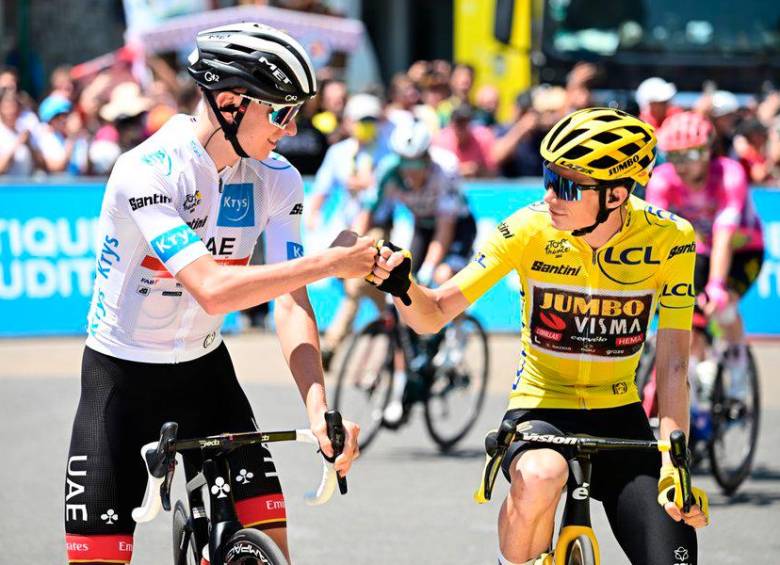 El danés Jonas Vingegaard ganó la etapa 18 del Tour de Francia y se mantiene como líder y es el virtual campeón. FOTO: TOMADA DE TWITTER @LETOUR