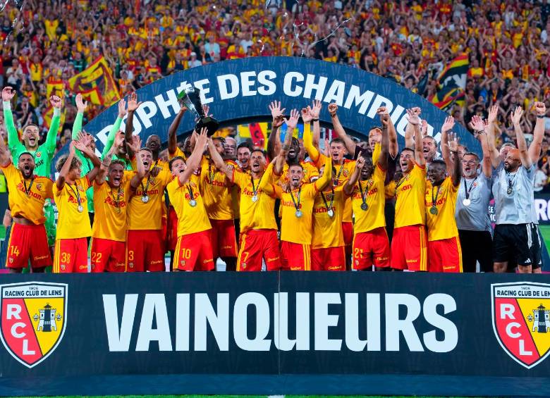 RC Lens ganó por primera vez la Supercopa de Francia. FOTO: Getty