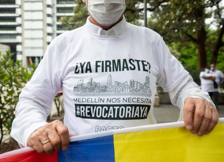En el comité revocatorio reiteran su llamado para que la revocatoria se convoque el 13 de marzo. FOTO: CAMILO SUÁREZ