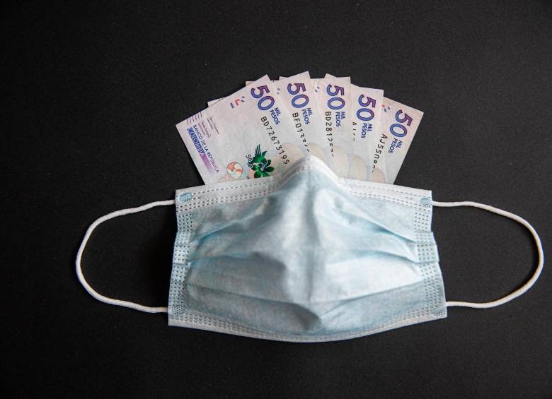 La pandemia afectó negativamente las finanzas de los hogares colombianos que disponen de mecanismos legales para mejorar su situación económica. FOTO Carlos Velásquez