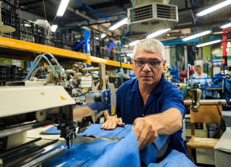 La reforma laboral propone que en Colombia haya semanas laborales de cuatro días. FOTO CAMILO SUÁREZ
