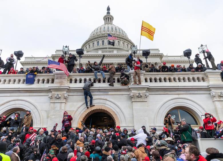 Después de un año de la toma al Capitolio, la justicia estadounidense ha condenado a 71 personas. El proceso no termina y algunos podrían pagar más de 20 años de prisión. FOTO Getty