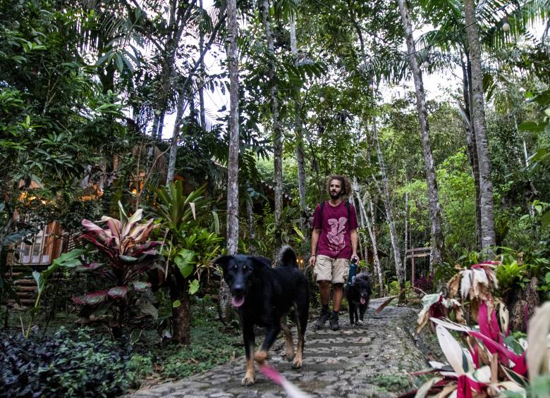 Extranjeros de too el mundo llegan a internarse en las montañas de San Rafael. FOTO: JULIO HERRERA