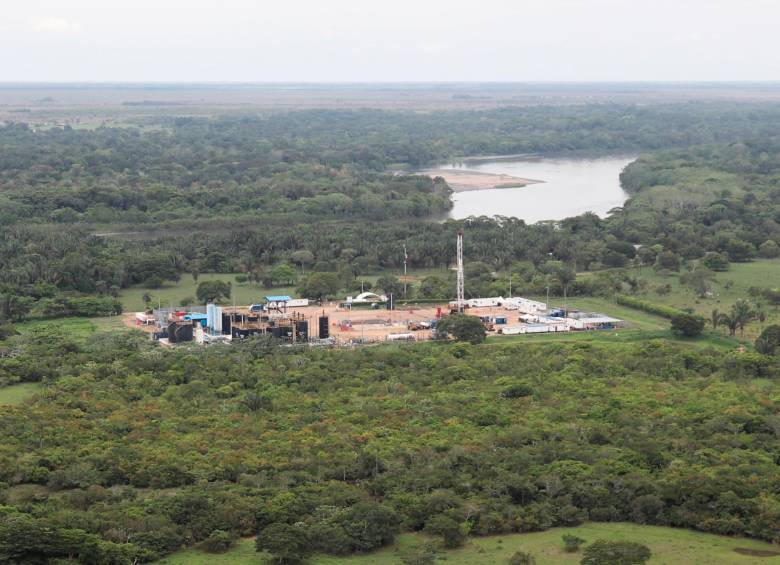 La geotermia es una fuente no convencional de generación de energía aprovechando el calor subterráneo. 