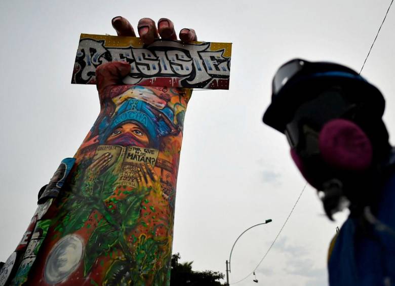 El Monumento a la Resistencia se encuentra en Puerto Rellena en la ciudad de Cali y fue construido por jóvenes de la Primera Línea en colaboración con autoridades locales. Foto: Getty Images